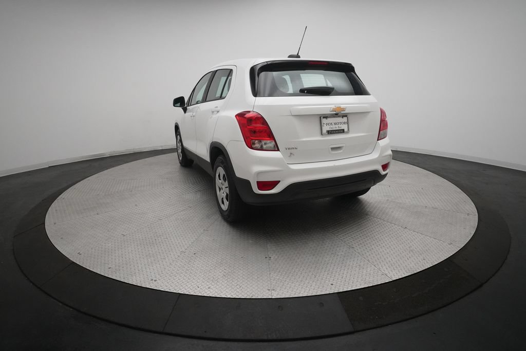 Used 2017 Chevrolet Trax LS FWD image 31