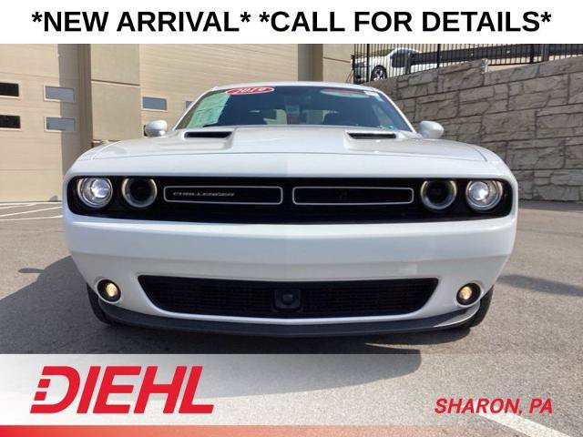 Used 2019 Dodge Challenger SXT w/ Plus Package AWD/4WD image 2