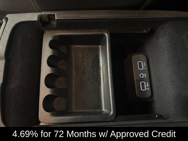 Used 2021 Dodge Charger SXT w/ Blacktop Package RWD image 28