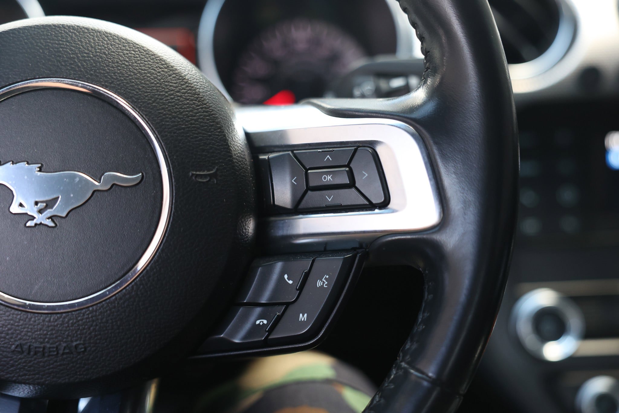Used 2021 Ford Mustang GT w/ Black Accent Package RWD image 31