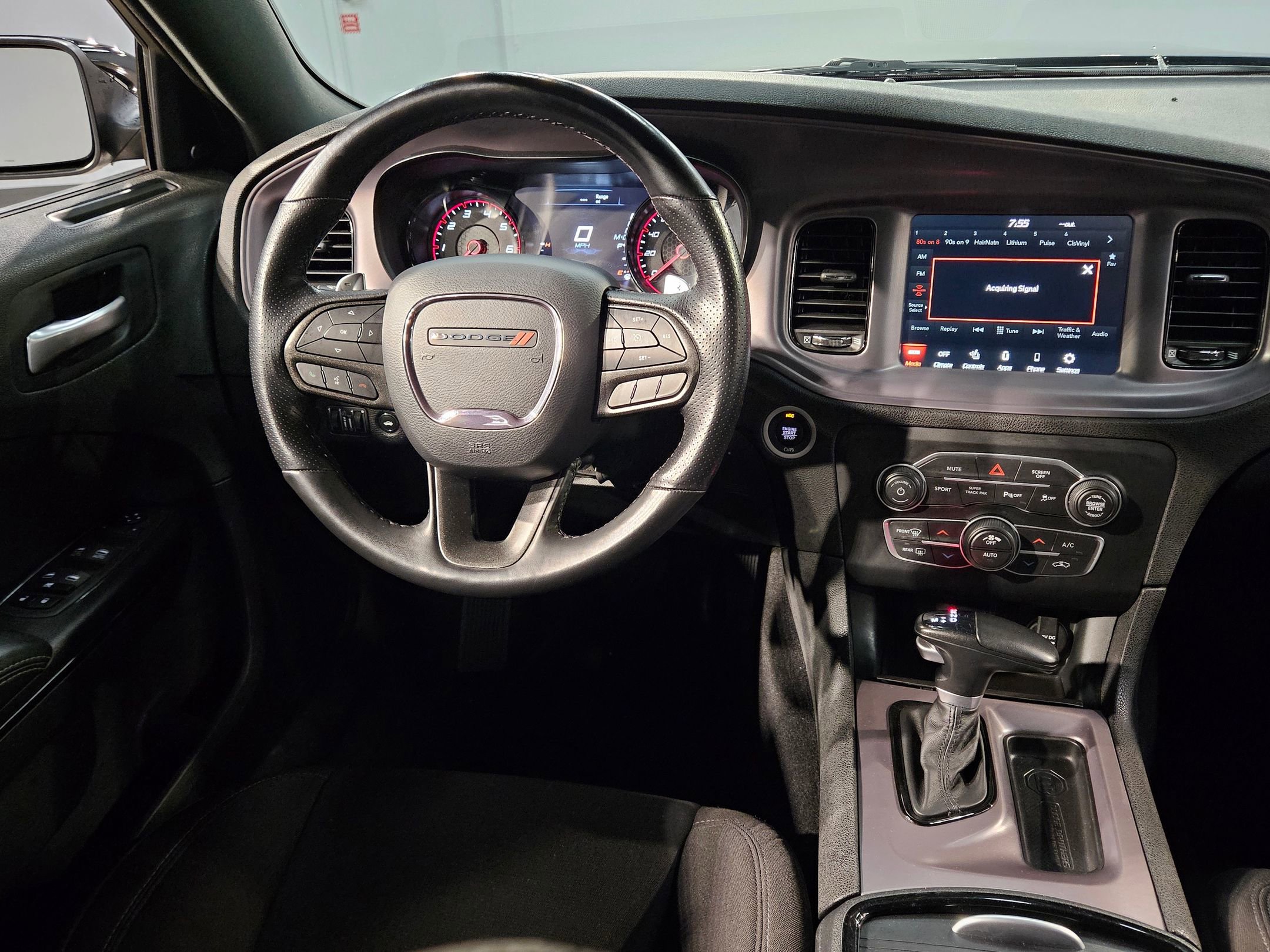 Used 2023 Dodge Charger R/T w/ Blacktop Package image 9