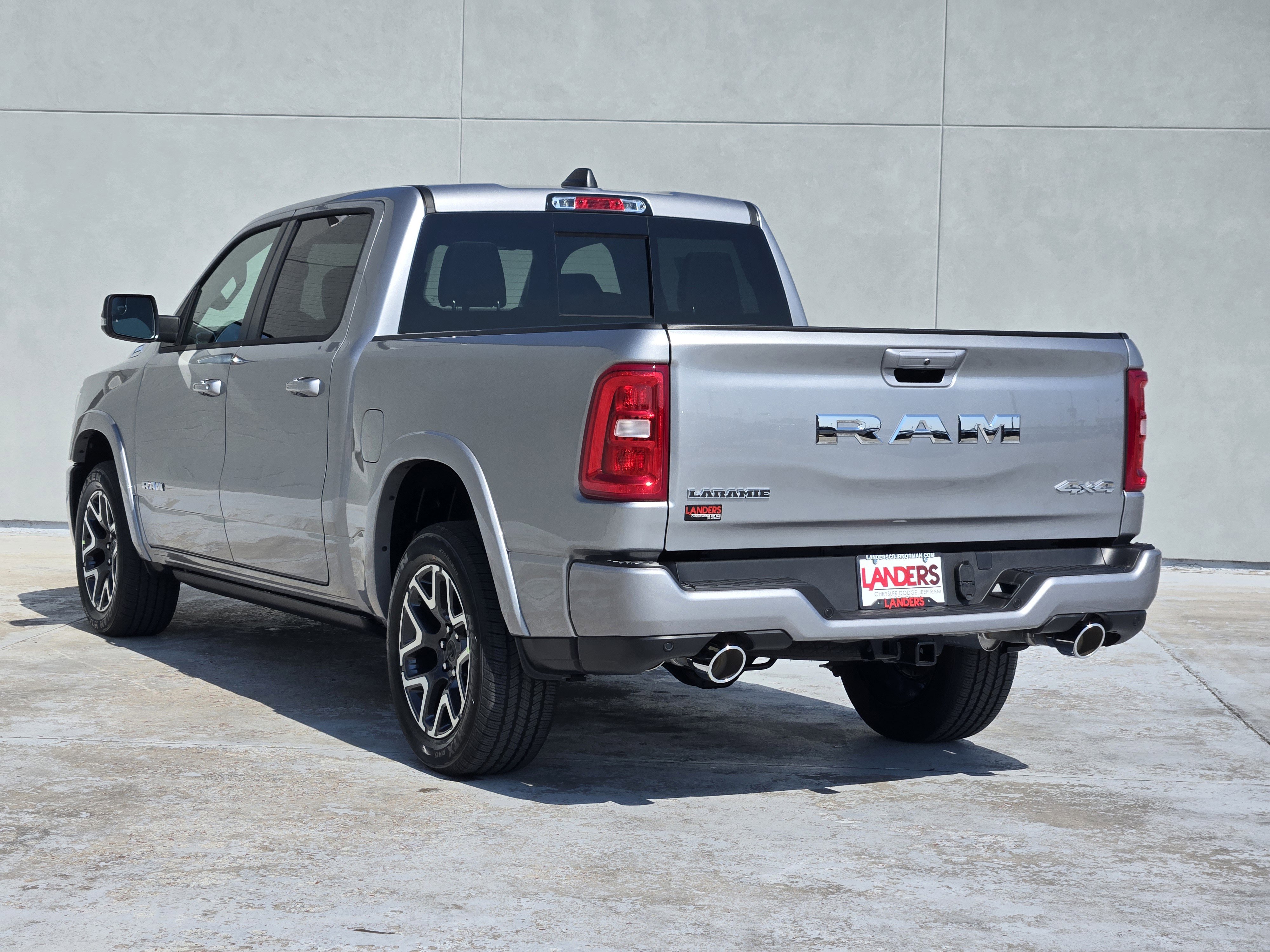 New 2026 RAM 1500 Laramie w/ Laramie Southwest Edition AWD/4WD image 3