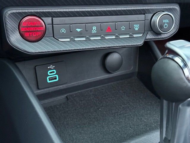 Certified 2025 Ford Mustang Premium image 23