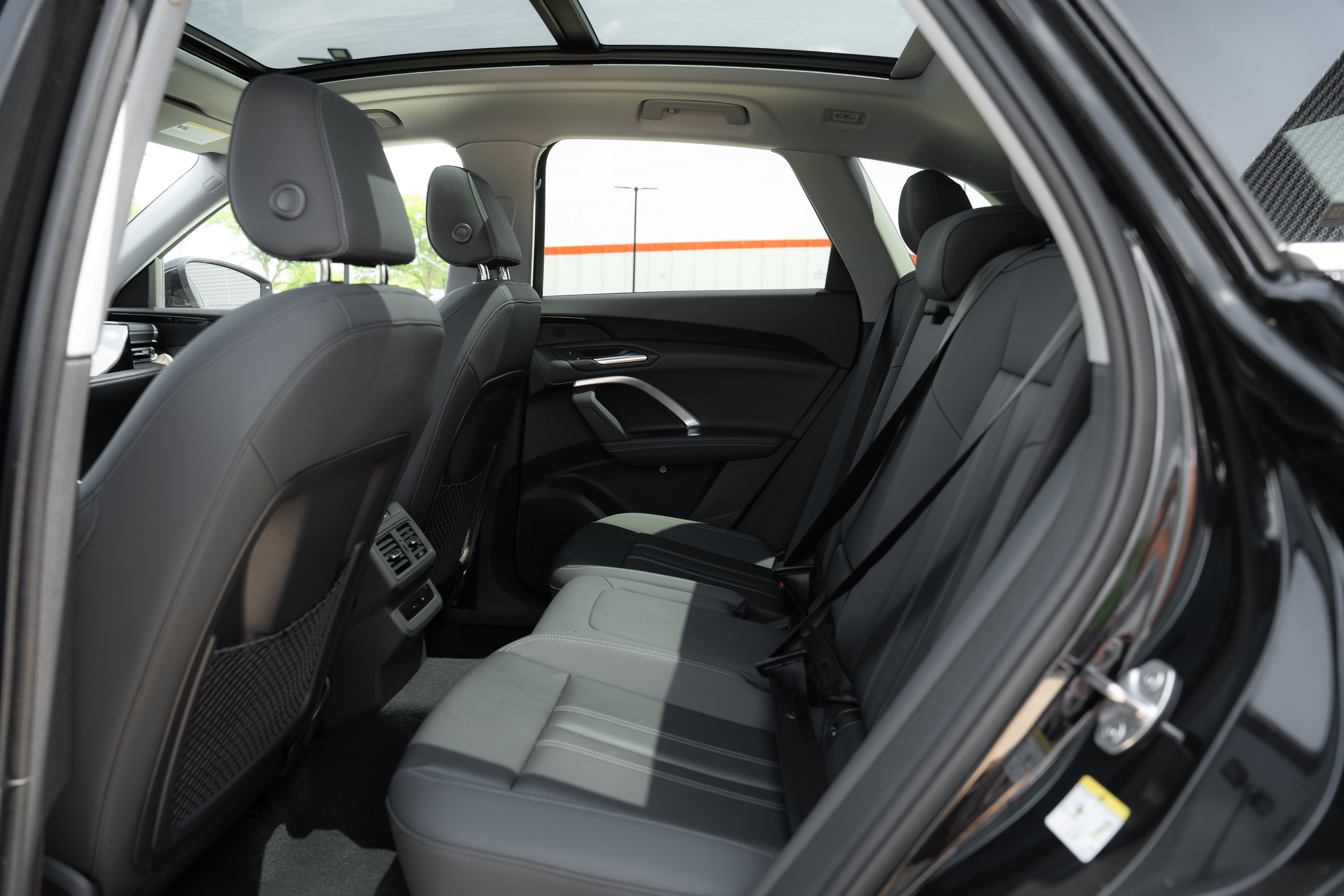 Certified 2025 Audi Q5 Premium w/ Convenience Package AWD/4WD image 20