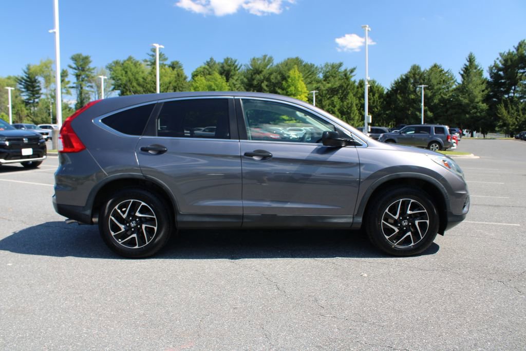 Used 2016 Honda CR-V SE image 10