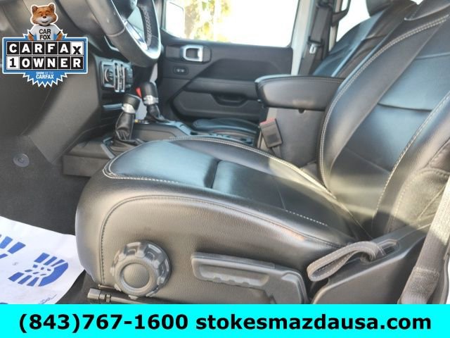 Used 2023 Jeep Wrangler Unlimited Sahara w/ Cold Weather Group image 15