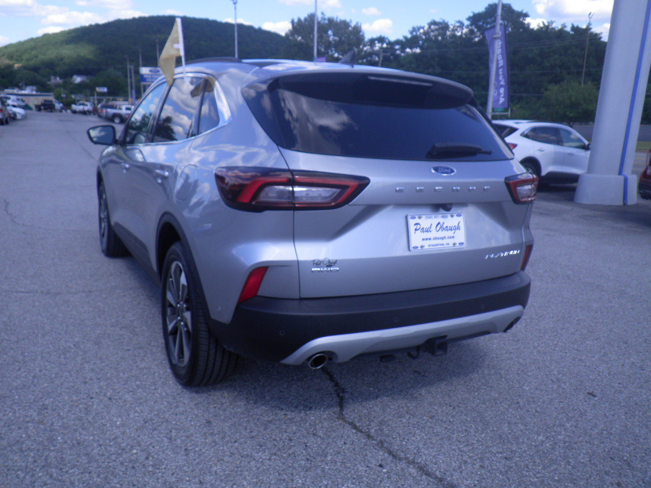 Certified 2023 Ford Escape Platinum w/ Premium Technology Package image 5