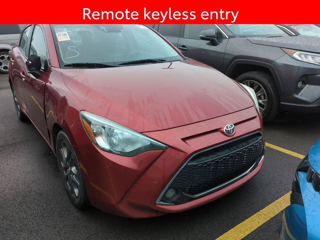 Used 2019 Toyota Yaris LE image 3