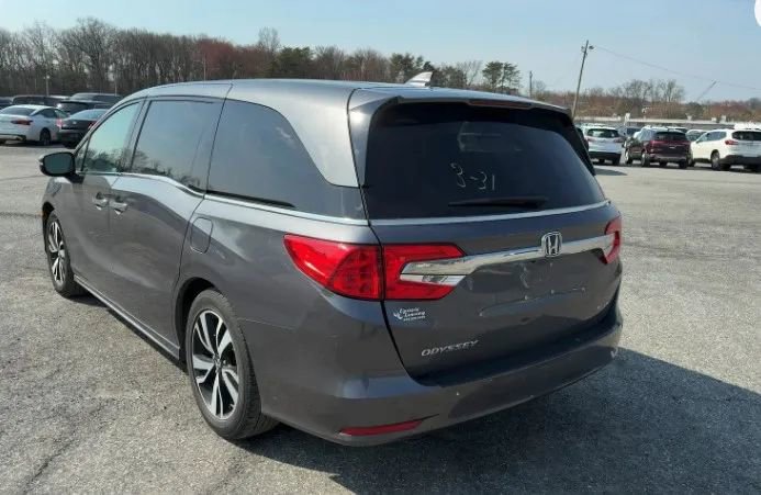 Used 2020 Honda Odyssey Elite image 2