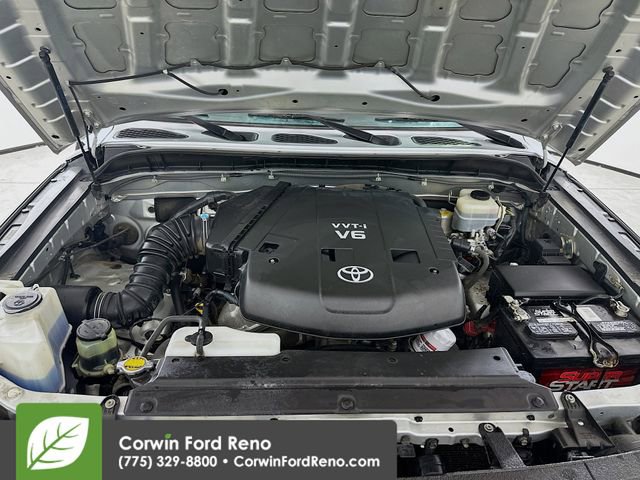 Used 2008 Toyota FJ Cruiser 4WD image 27