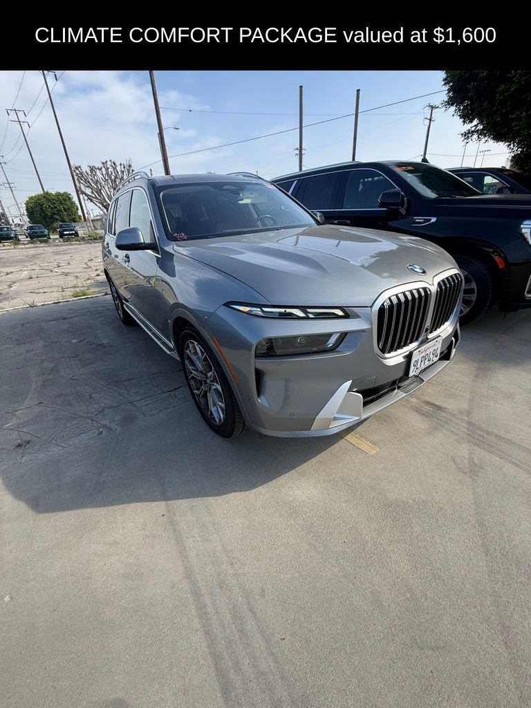 Used 2024 BMW X7 xDrive40i image 3