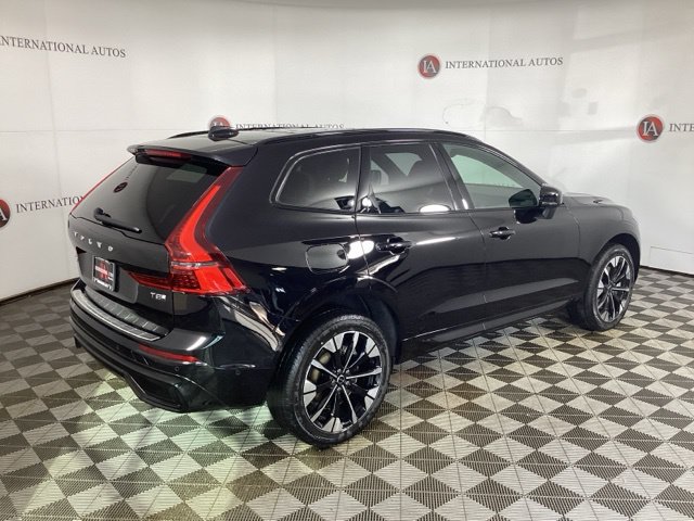 New 2026 Volvo XC60 T8 Plus w/ Protection Package Premier AWD/4WD image 4