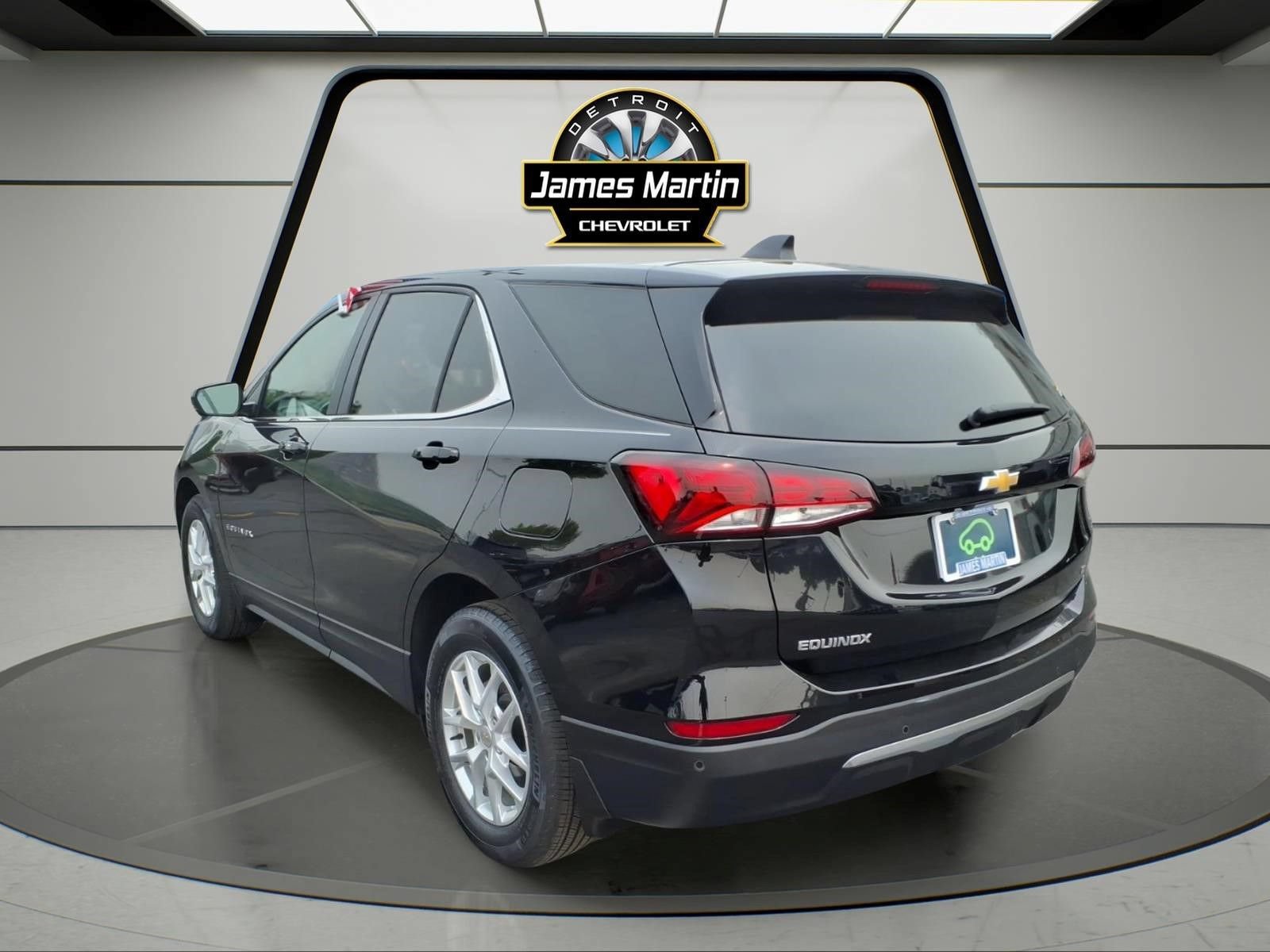 Certified 2024 Chevrolet Equinox LT w/ LPO, Floor Liner Package FWD image 6