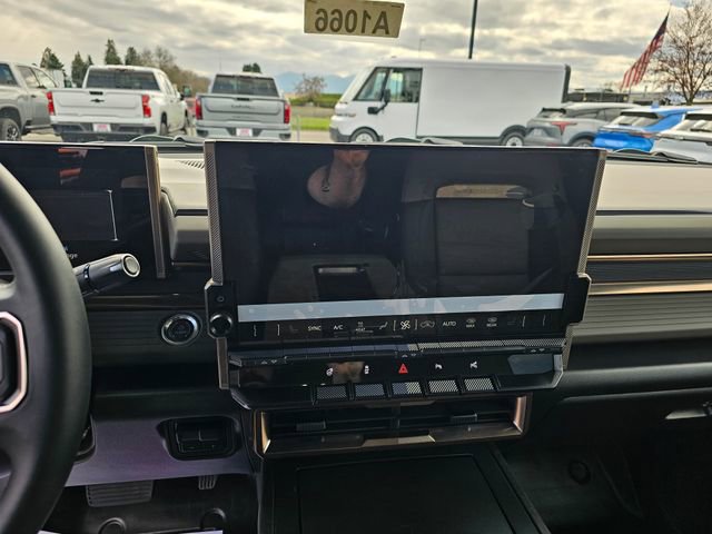 New 2025 GMC Hummer EV 3X w/ LPO, Cargo Utility Package image 13