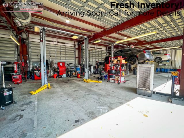 Used 2025 Chevrolet Silverado 1500 LT image 44