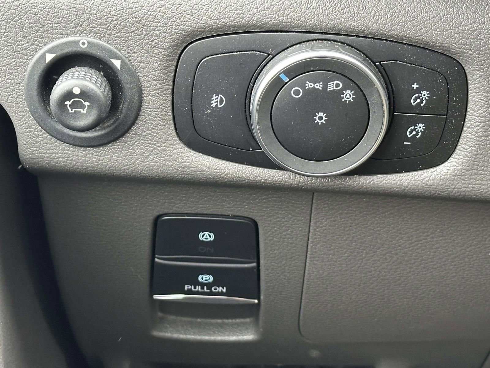 Used 2024 Ford Transit 250 Low Roof AWD w/ Exterior Upgrade Package image 17