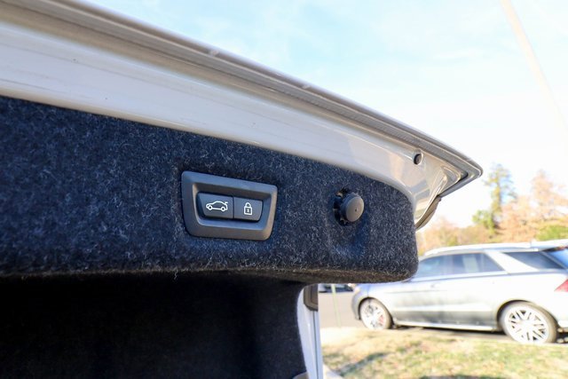 Used 2020 BMW 530i xDrive 530i xDrive w/ Convenience Package image 42