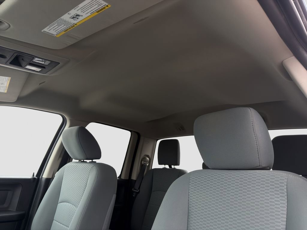 Used 2018 RAM 1500 Express image 24