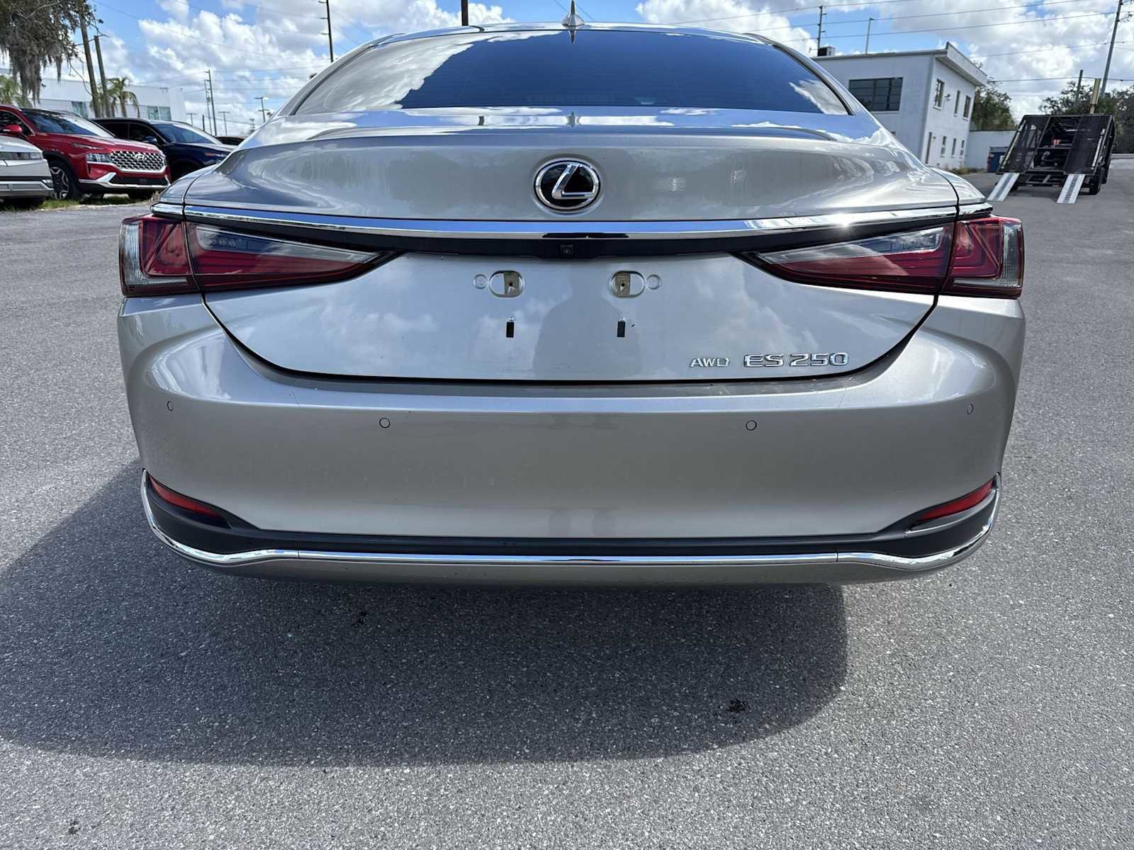 Used 2021 Lexus ES 250 w/ Premium Package image 5