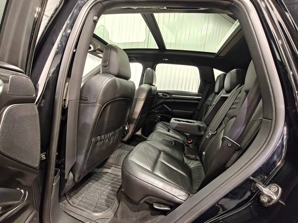 Used 2012 Porsche Cayenne image 24