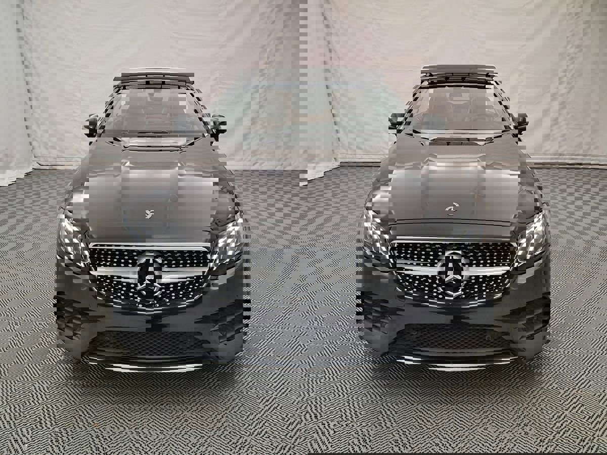 Used 2019 Mercedes-Benz E 450 4MATIC Cabriolet image 2