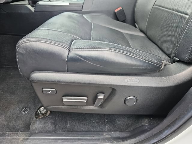 Used 2020 Toyota Tundra Platinum AWD/4WD image 16
