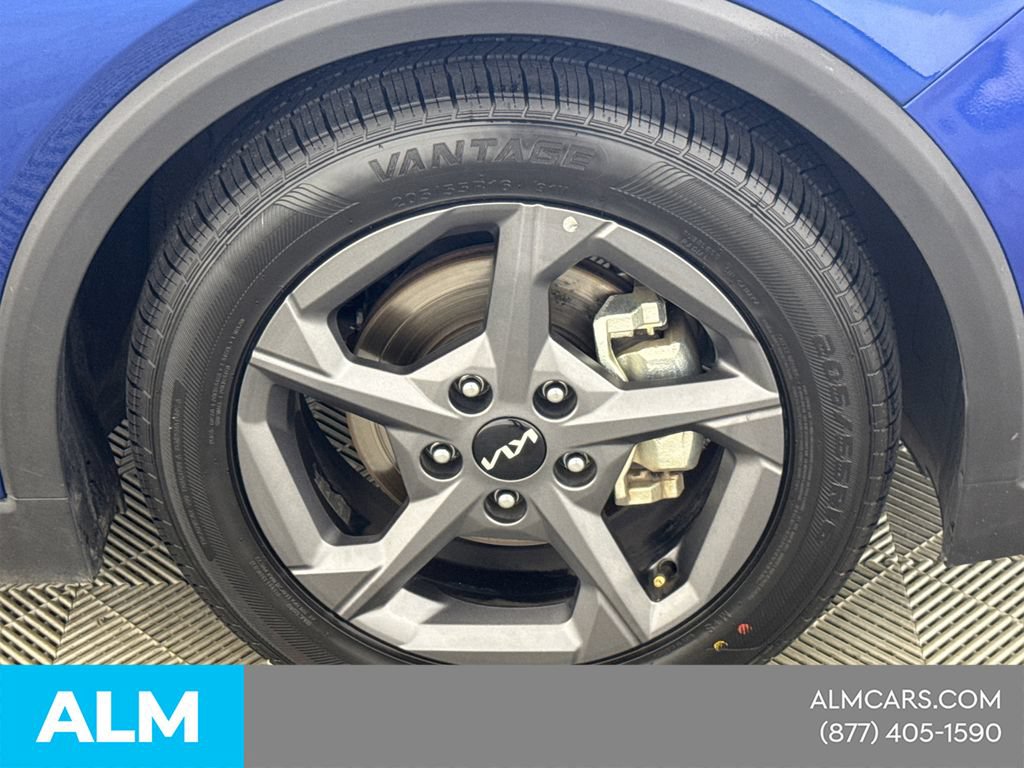 Used 2025 Kia K4 FWD image 15
