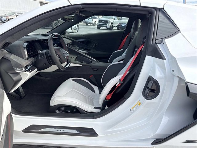 Used 2023 Chevrolet Corvette Z06 w/ Z07 Performance Package image 11