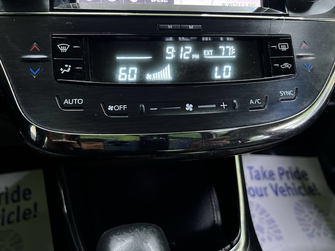 Used 2015 Toyota Avalon XLE Touring FWD image 24