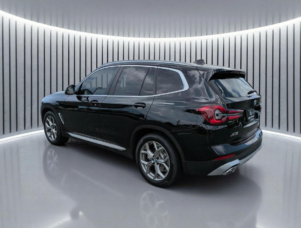Used 2024 BMW X3 sDrive30i w/ Convenience Package RWD image 7