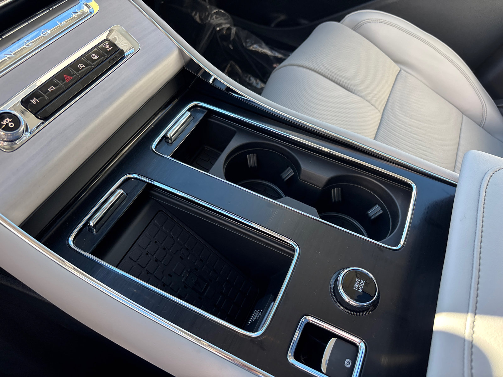 New 2027 Lincoln Aviator Reserve AWD/4WD image 22