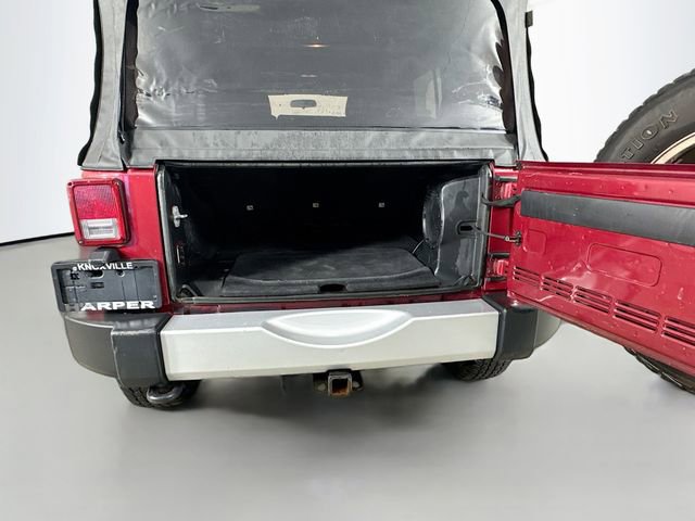 Used 2011 Jeep Wrangler Unlimited Sahara w/ Dual Top Group AWD/4WD image 24