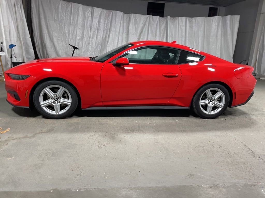 Used 2026 Ford Mustang Premium RWD image 4