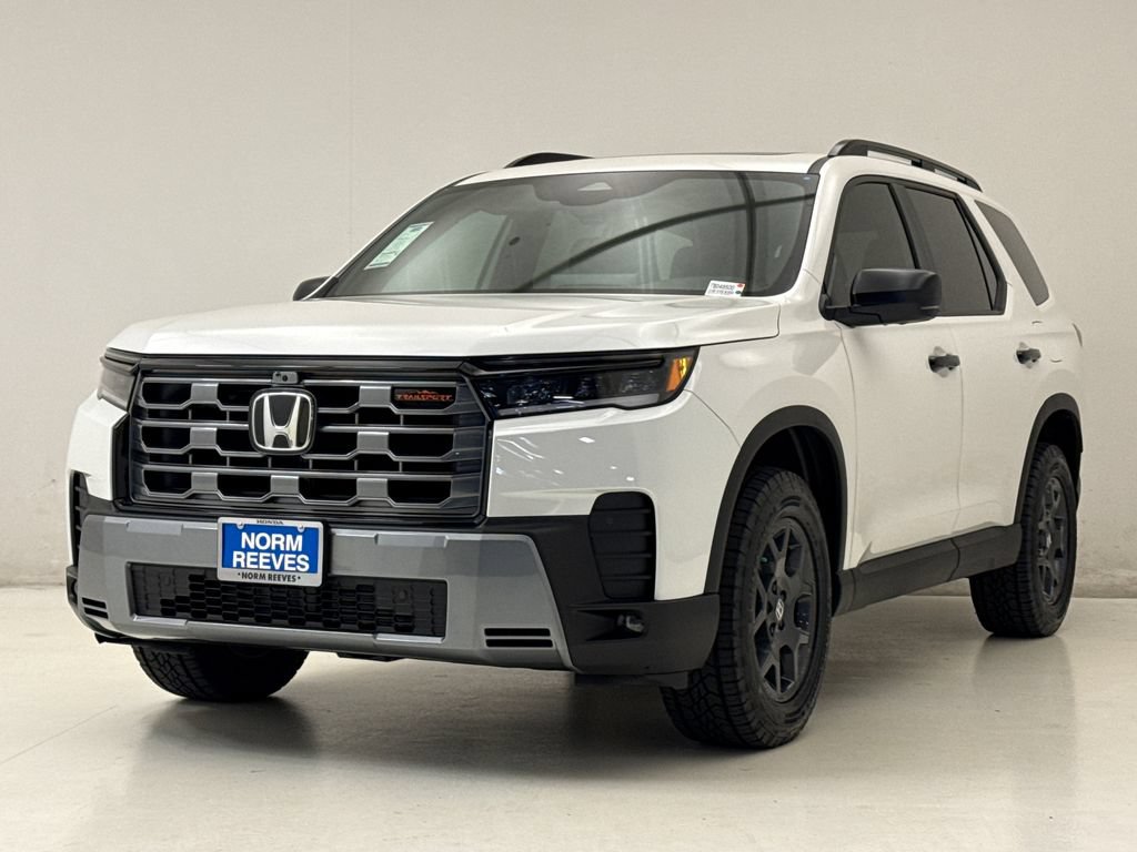 New 2026 Honda Pilot TrailSport image 2