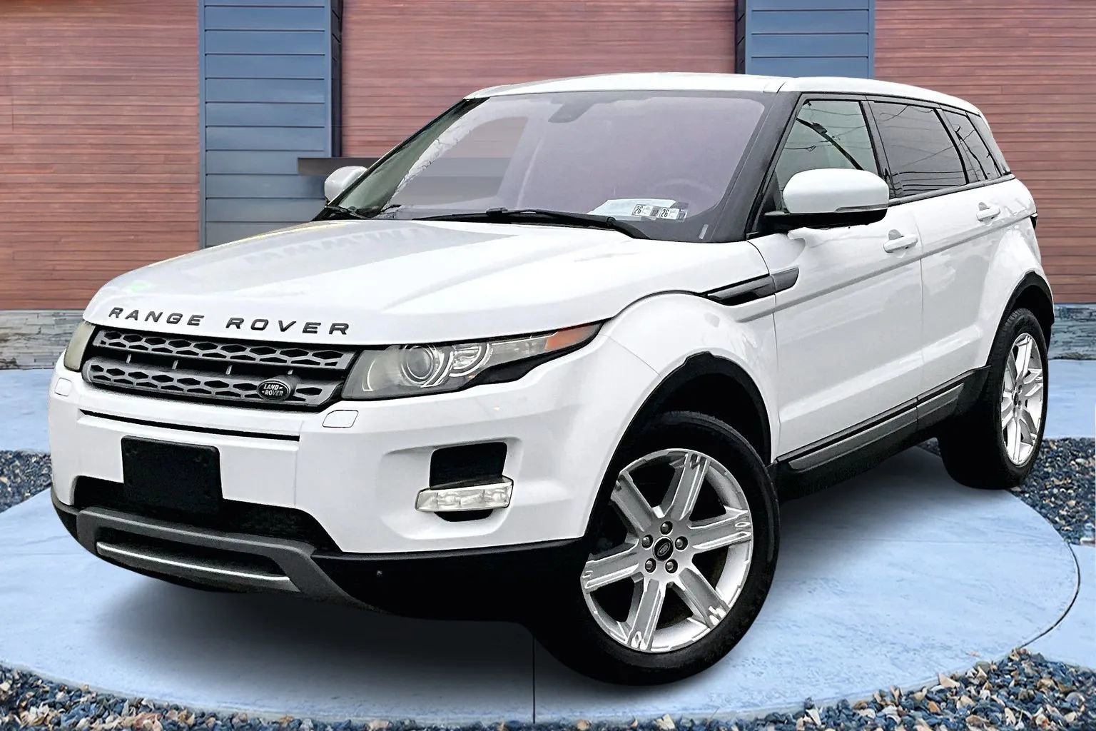 Used 2013 Land Rover Range Rover Evoque Pure Premium image 11