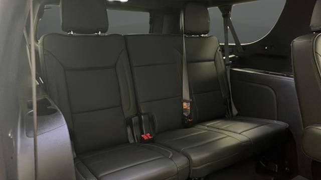 Used 2024 GMC Yukon XL Denali AWD/4WD image 25