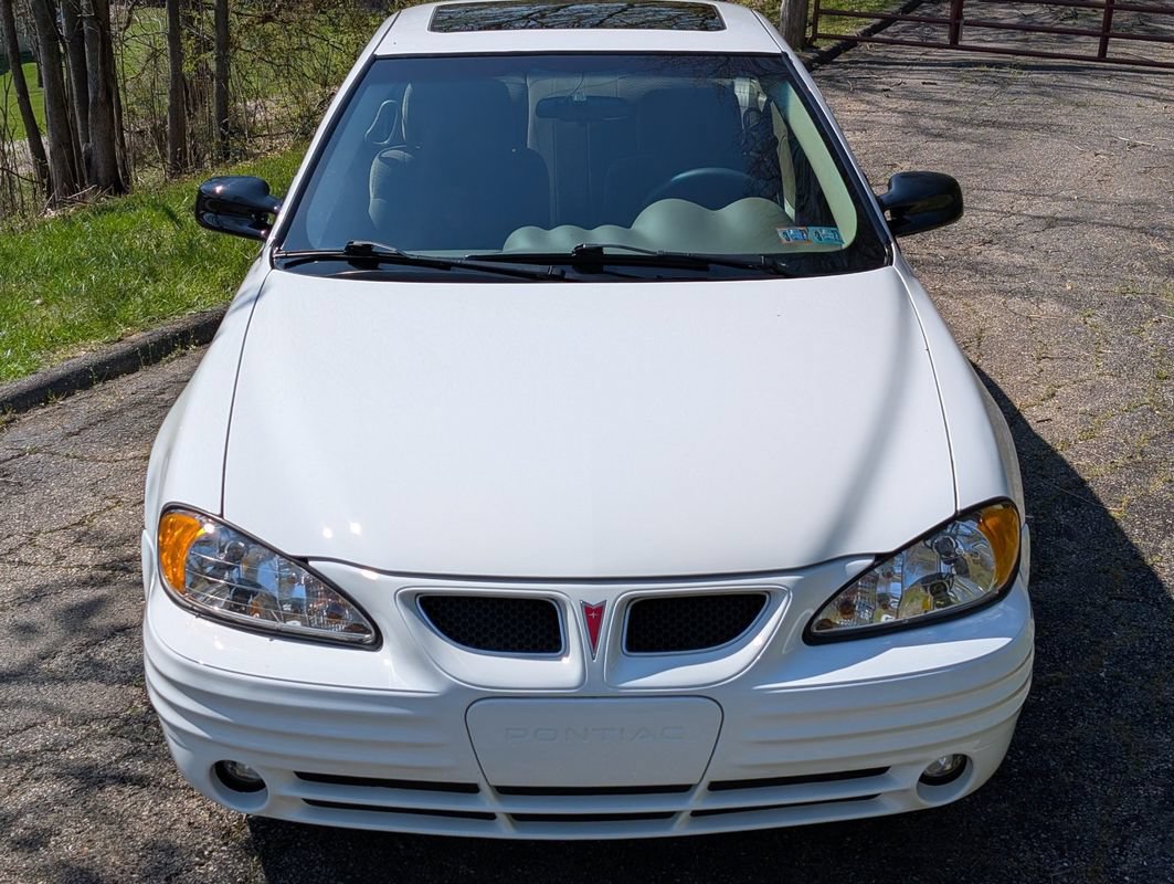 Used 2001 Pontiac Grand Am SE w/ Solid Value Appearance Pkg FWD image 36