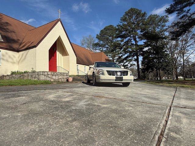 Used 2011 Cadillac DTS FWD image 23