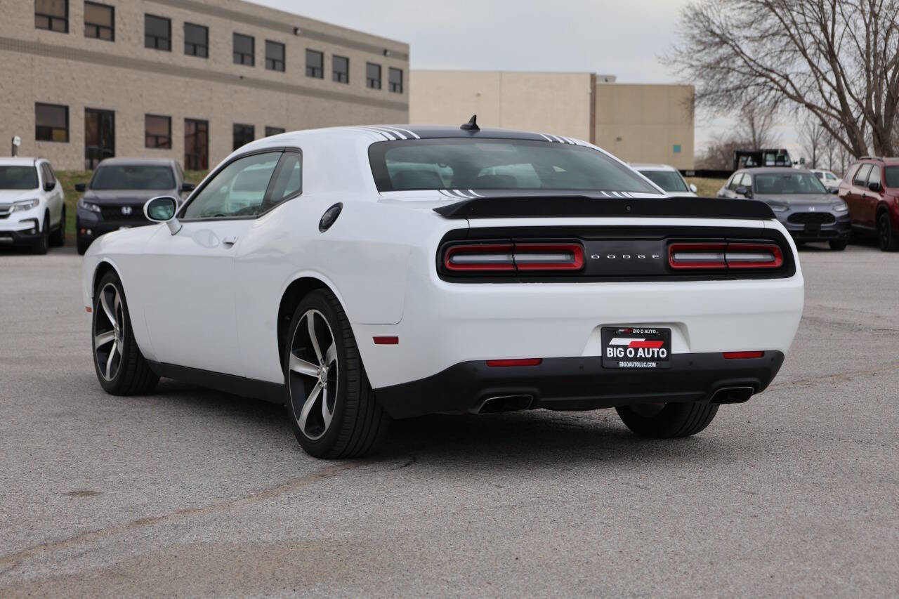 Used 2016 Dodge Challenger R/T Plus image 11