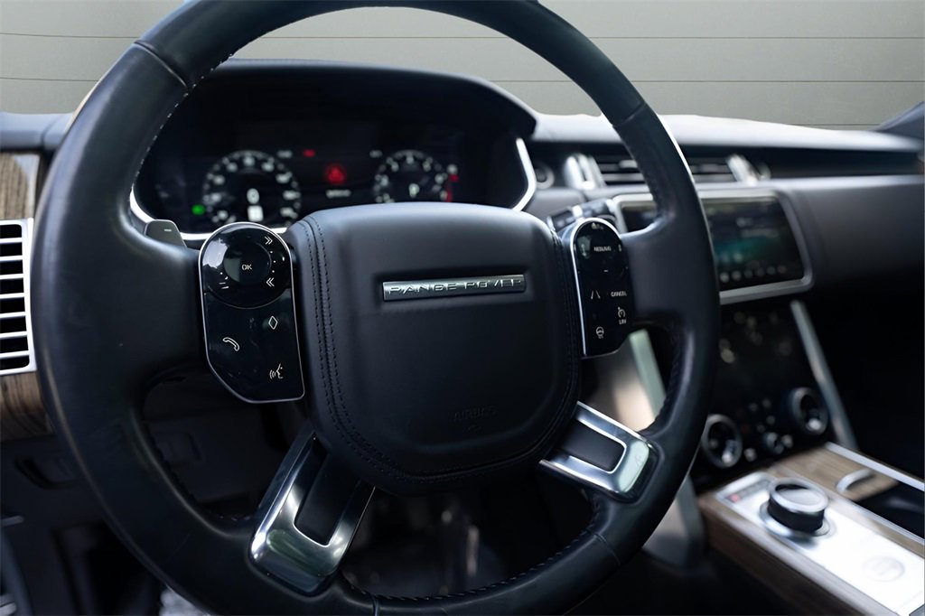 Used 2020 Land Rover Range Rover HSE image 23