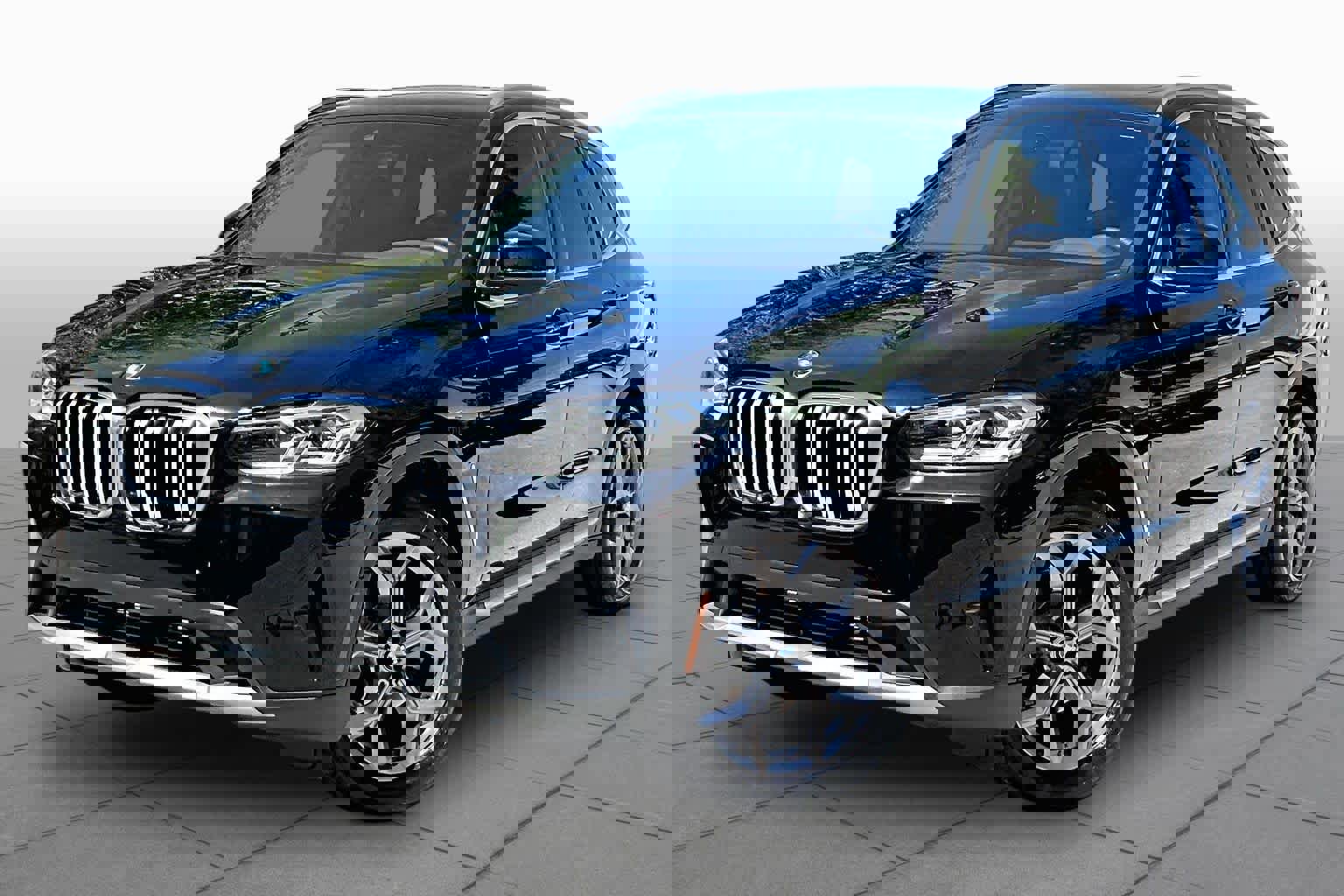 Used 2024 BMW X3 sDrive30i w/ Convenience Package RWD image 1