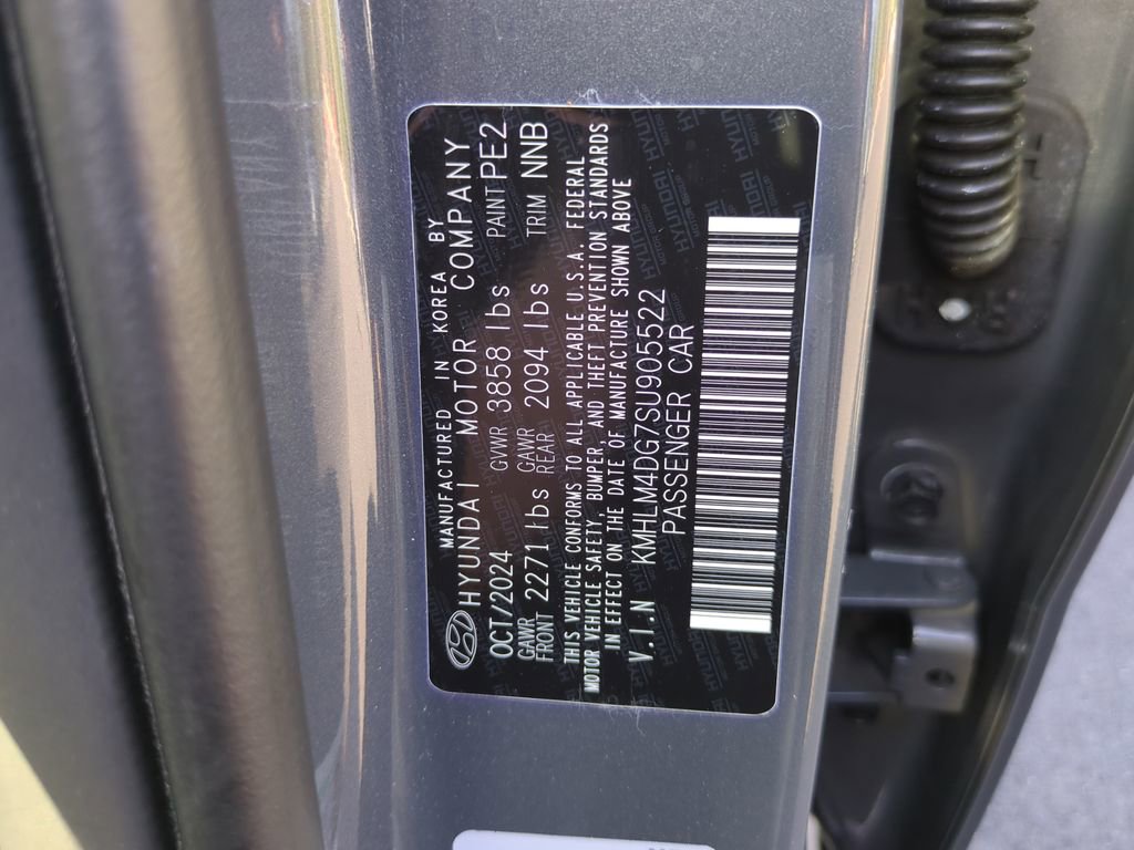 Certified 2025 Hyundai Elantra Sport w/ Cargo Package image 20