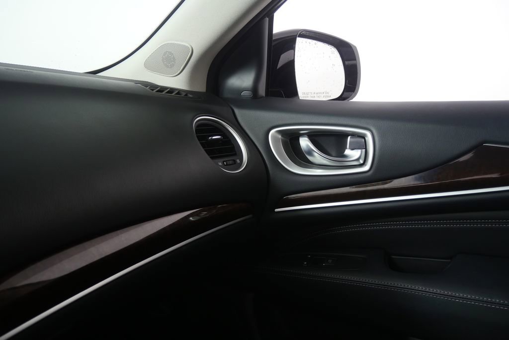 Used 2016 INFINITI QX60 FWD w/ Deluxe Technology Package image 23