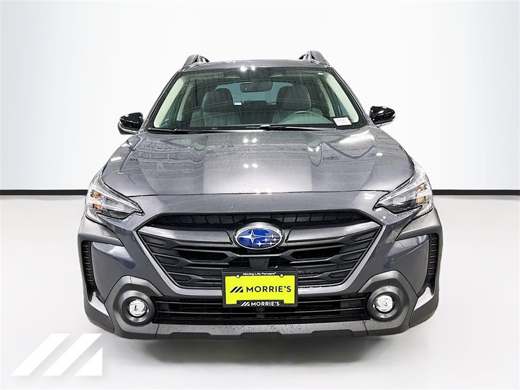 Used 2025 Subaru Outback Premium image 2