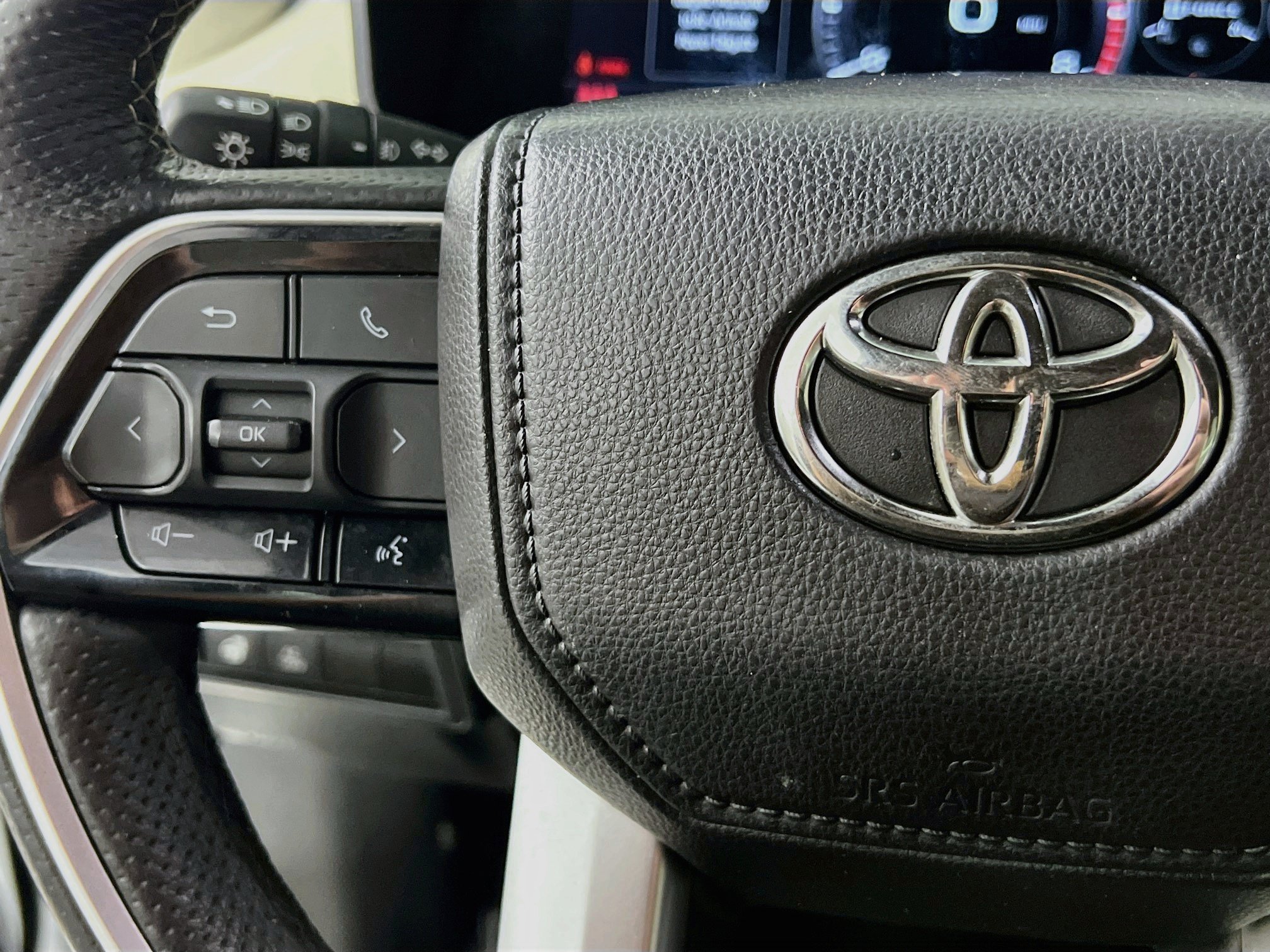 Used 2025 Toyota Tundra Capstone AWD/4WD image 17
