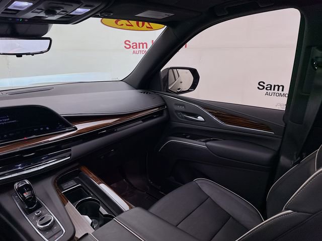 Used 2023 Cadillac Escalade Premium Luxury w/ Performance Package image 26