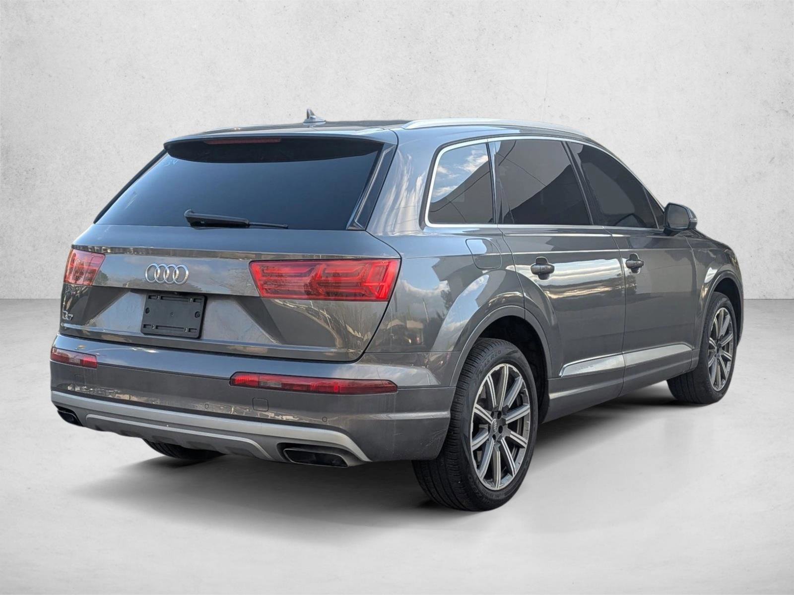 Used 2019 Audi Q7 2.0T Premium w/ Convenience Package AWD/4WD image 5