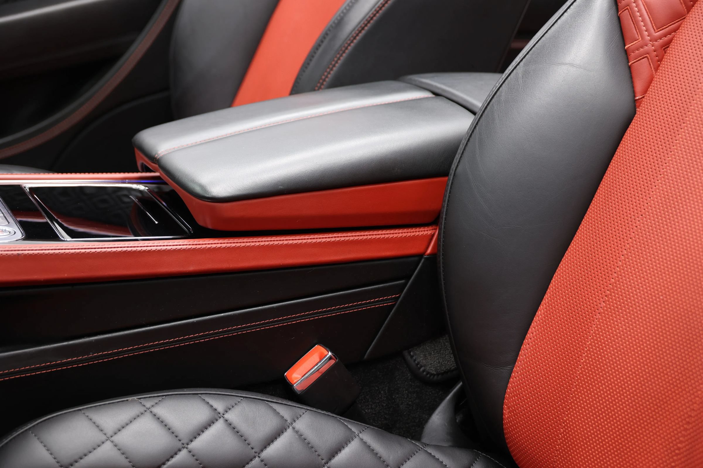 Used 2020 Bentley Continental GT V8 AWD/4WD image 24