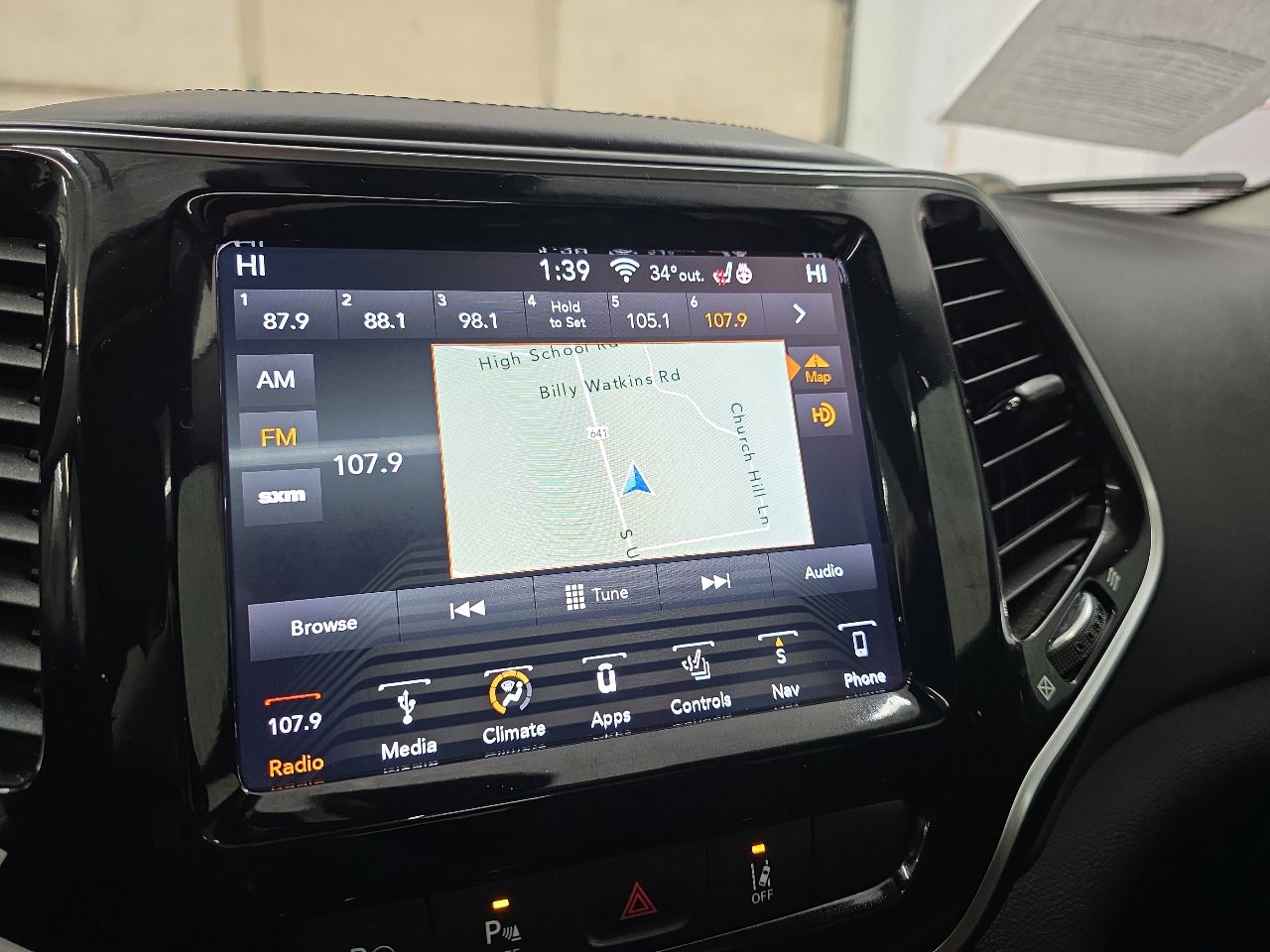 Used 2019 Jeep Cherokee Overland w/ Technology Group image 53