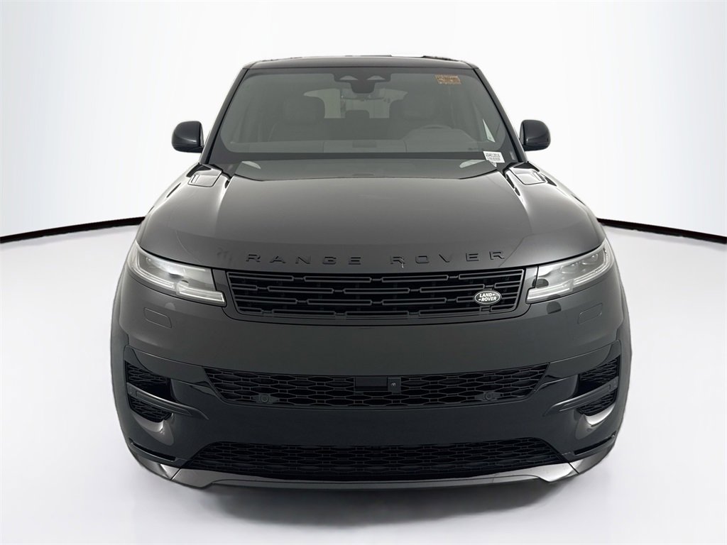 New 2025 Land Rover Range Rover Sport Dynamic SE image 2